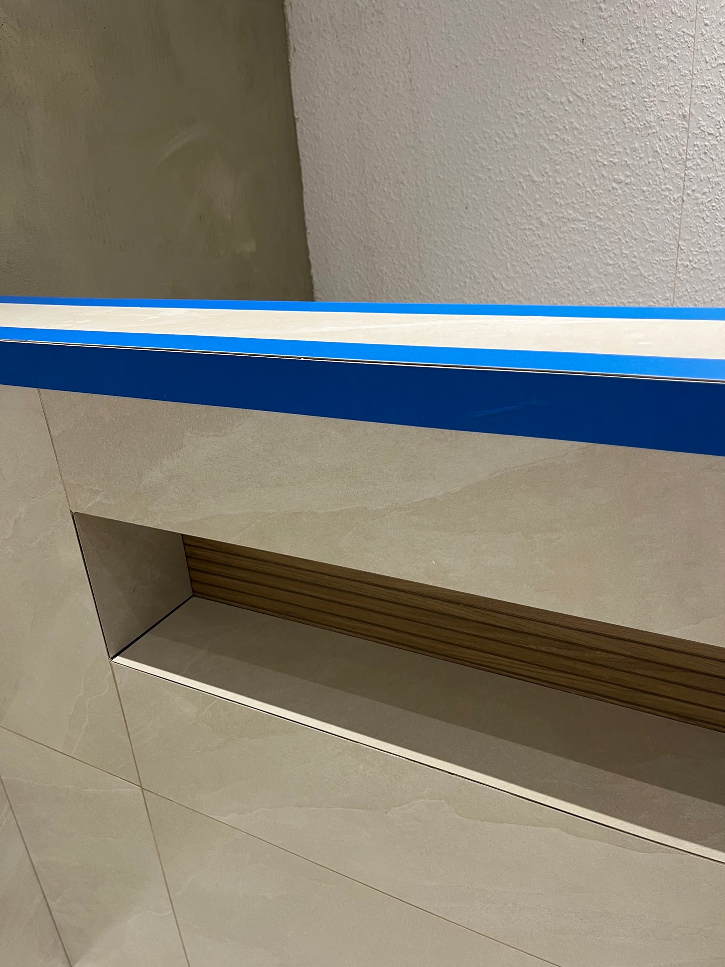 Akemi Colour Bond Maxy Power 250ml – Verfugen und Verkleben von Gehrungsschnitten