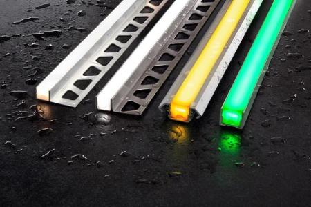 Schlüter LIPROTEC- LED neutralweiss Fliesen Profile mit Befestigungsschenkel- Beleuchtung Dusche und Nische