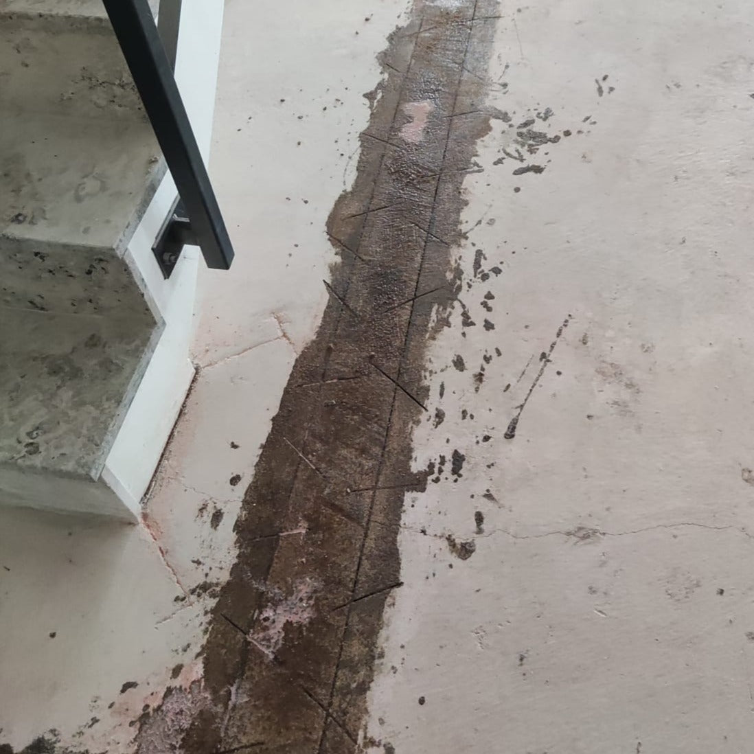 Estrichklammern  - Zum Schließen von Rissen in Estrichen