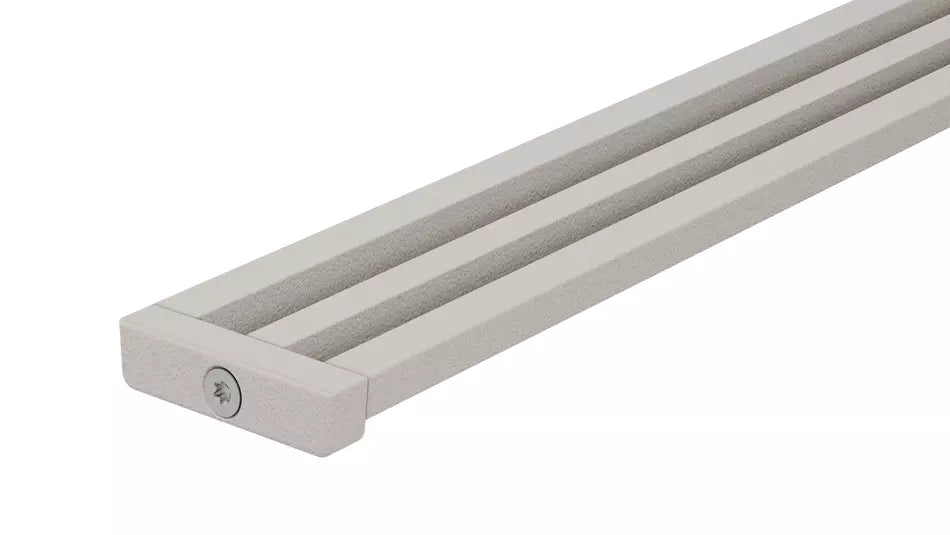 Schlüter-KERDI-LINE-VARIO WAVE - Kürzbares W-förmiges Entwässerungsprofil zur Verwendung mit einem Schlüter-KERDI-LINE-VARIO-H Ablauftopf