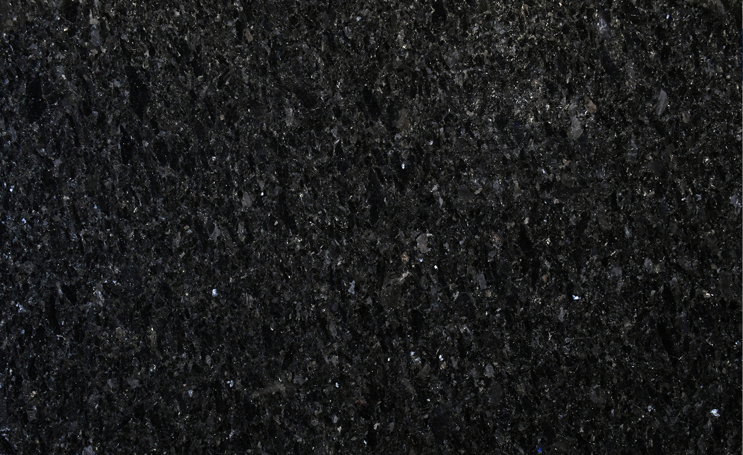 Naturstein Nero Luanda – elegante Tiefe mit feiner Struktur