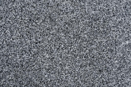 Naturstein Padang Dunkel – klassische Eleganz in Anthrazit